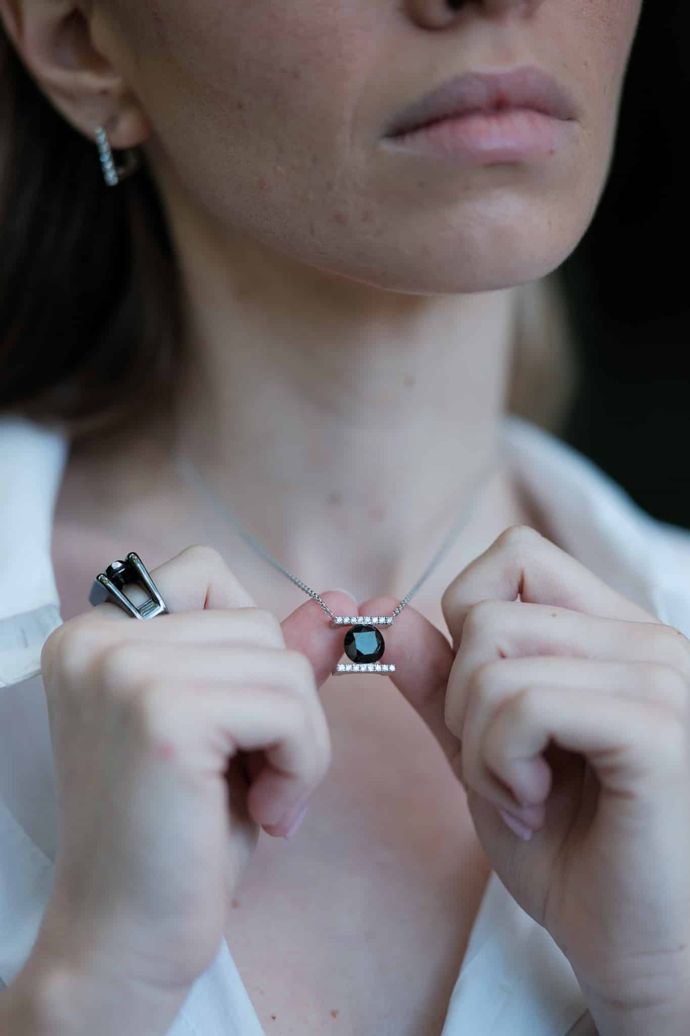 Black diamond necklace - Image 2